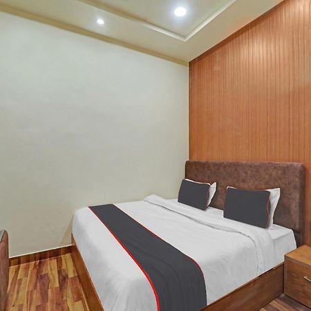 Hotel O The Ashiyana Inn ลัคเนา ภายนอก รูปภาพ