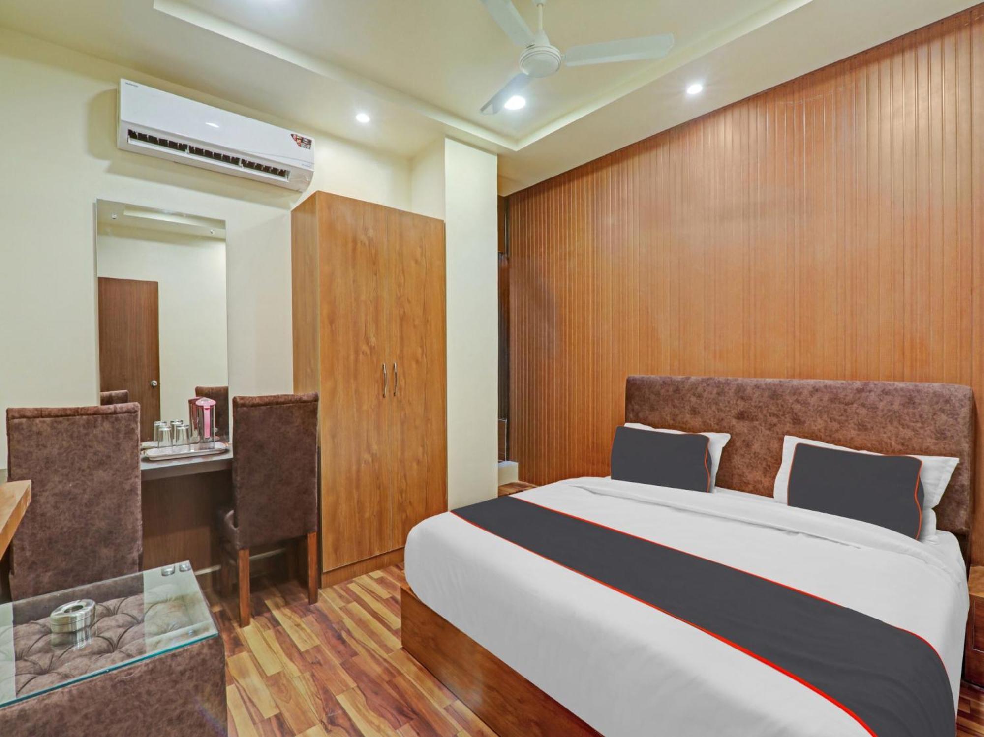 Hotel O The Ashiyana Inn ลัคเนา ภายนอก รูปภาพ